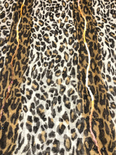 Cargar imagen en el visor de la galería, Pashmina 100% Lana Fina Estampada con Bordados y Pedreria ref-rflghwt0003