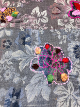 Load image into Gallery viewer, 100% Wool Jacquard Embellished Pashmina Shawl ref-rflghwj0008